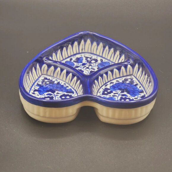 Blue Pottery - Heart Shape Server - Picture 3 of 4